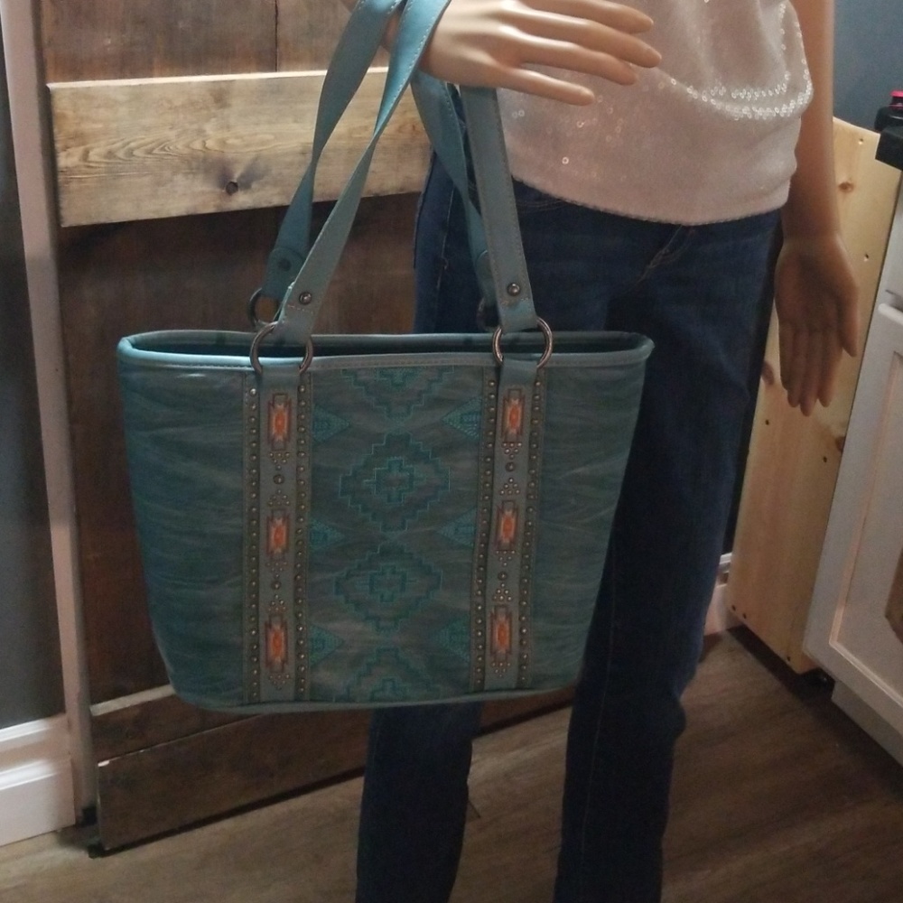 Montana west purse